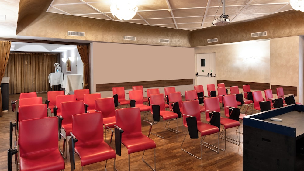 Hotel Lombardia 55/64
