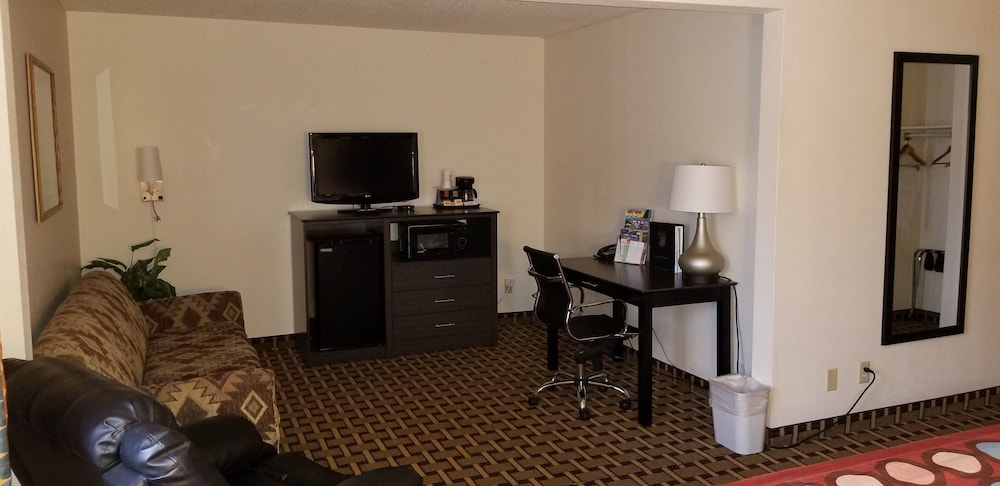 Super 8 by Wyndham Ashland 28/31