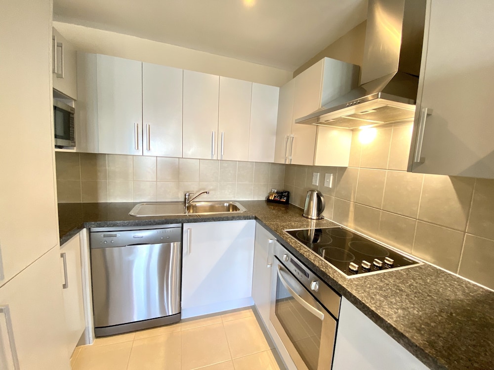 بنتهاوس عائلي بـ3 غرف نوم، Alpha Motel Luxury Apartments 8/9