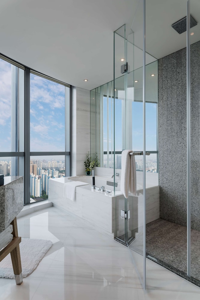 HYATT REGENCY SHANGHAI WUJIAOCHANG 23/75