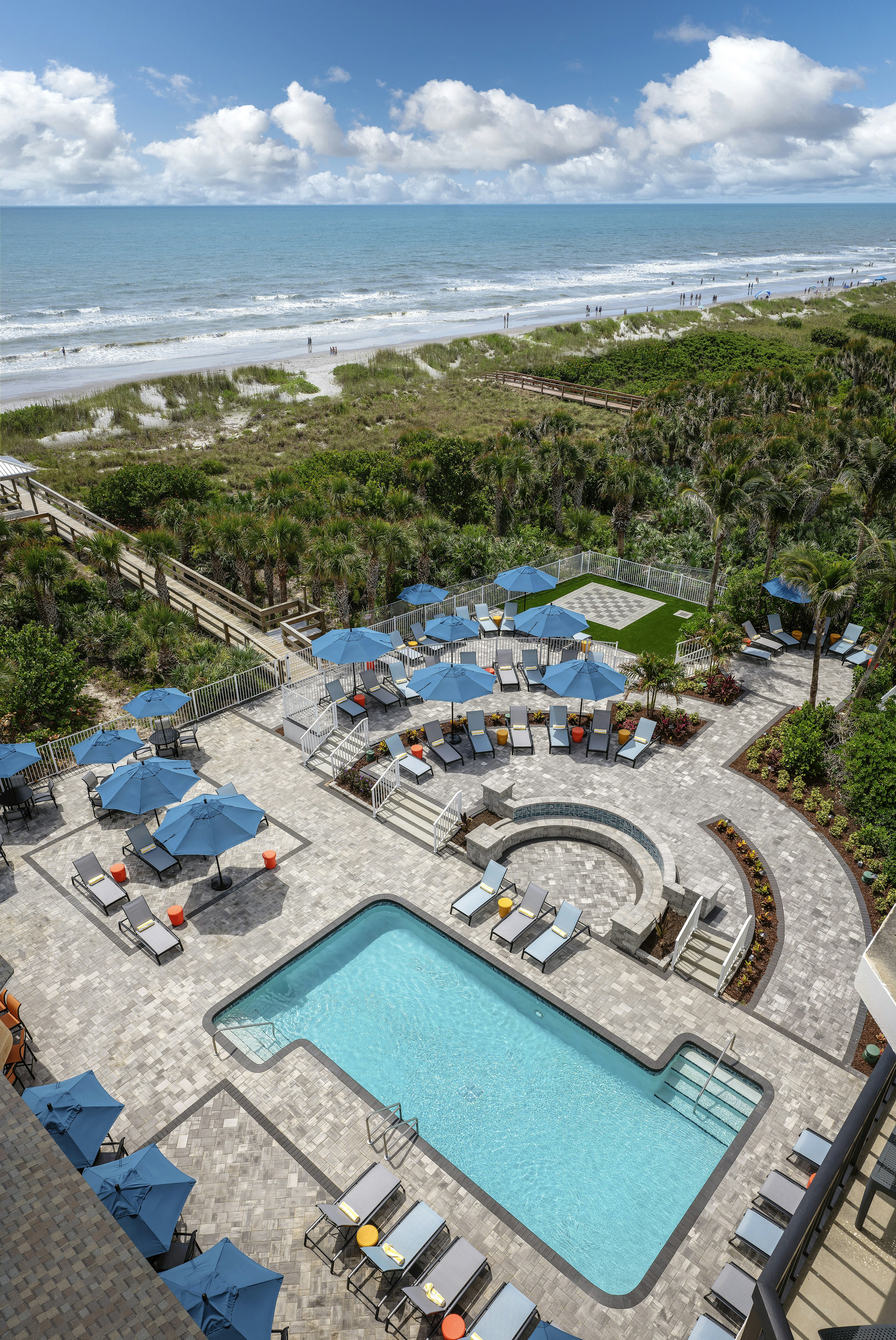 Hilton Garden Inn Cocoa Beach Oceanfront 69/79