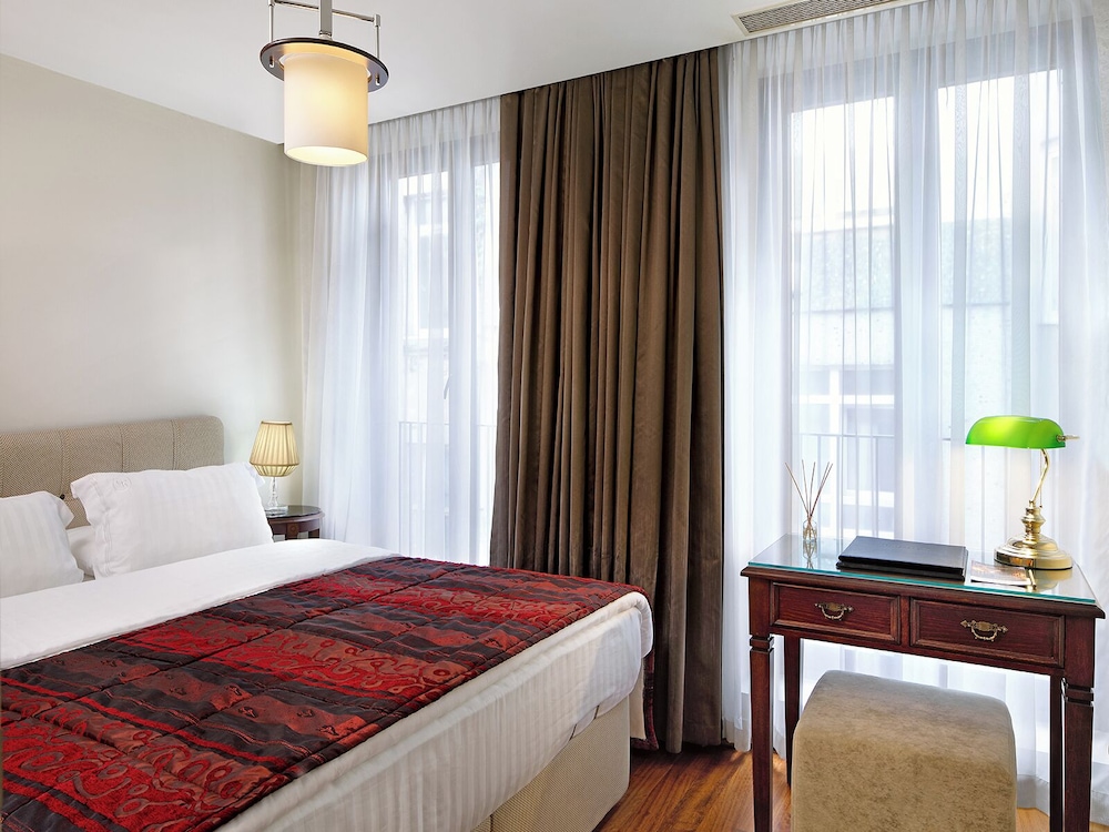 Galateia Residence 10/50