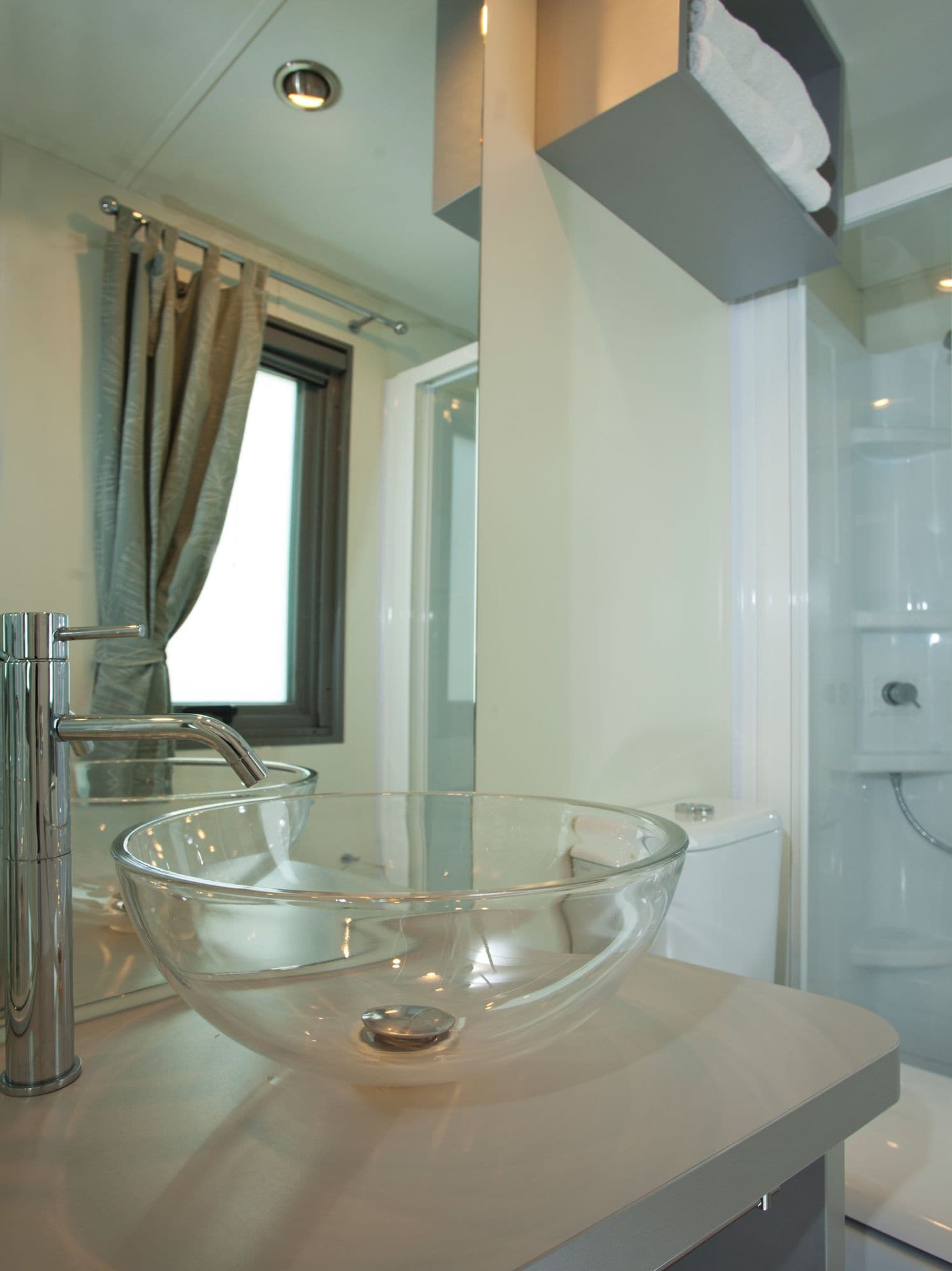 Mobile Home, Superior, Double and Twin Beds