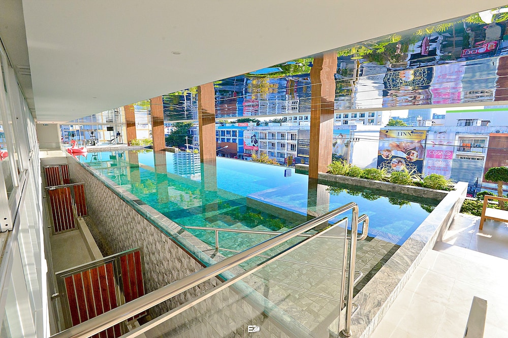 Shambhala Hotel Pattaya 32/49