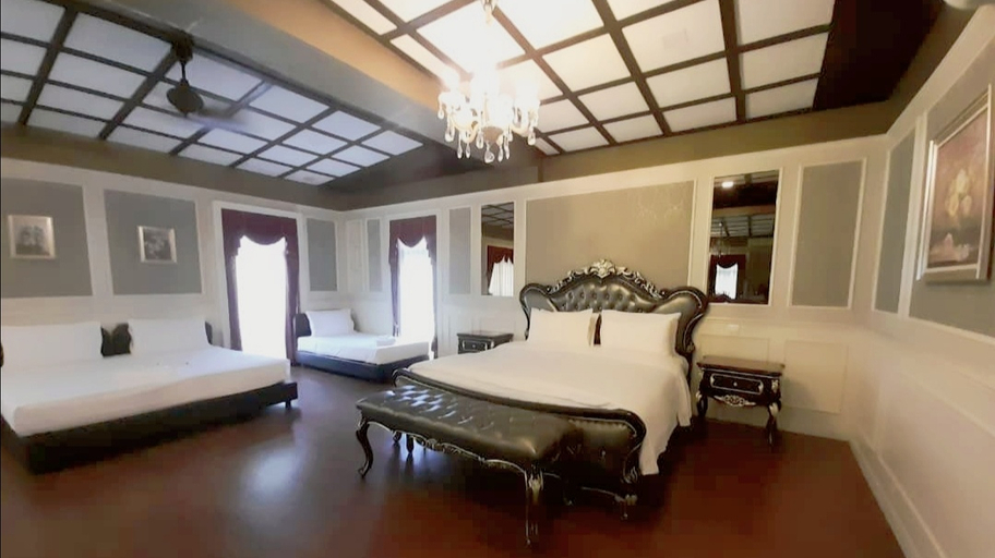 Pool, Family, Villa, Bathtub