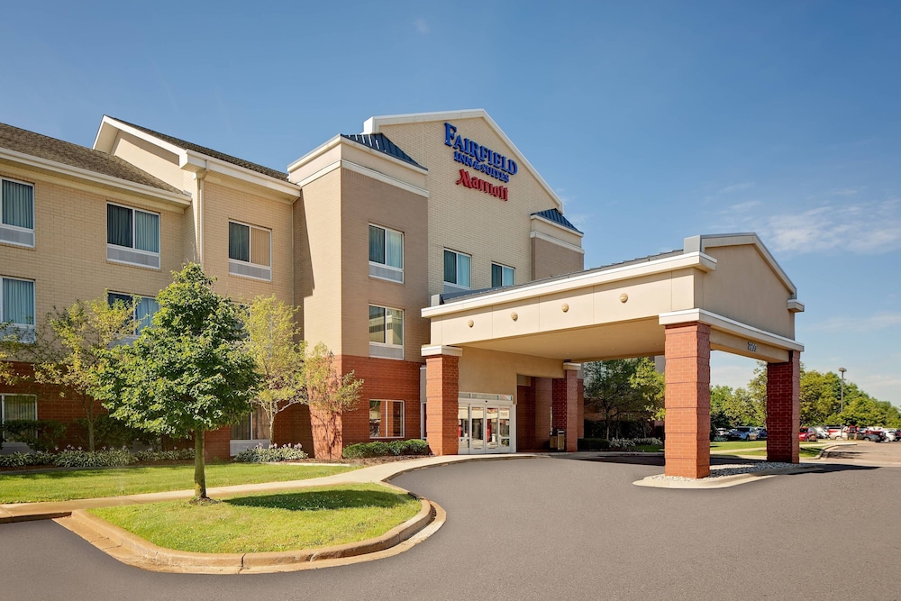 Fairfield Inn & Suites Detroit Metro Airport Romulus 1/22