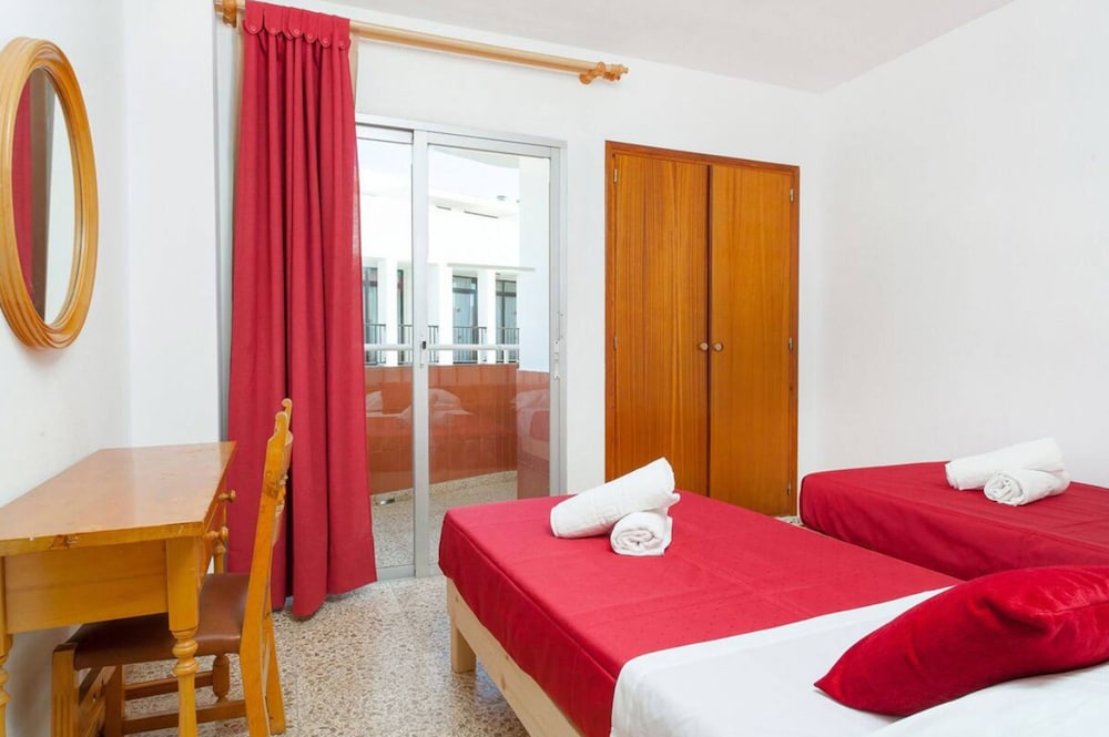 Apartamentos Puet 8/45