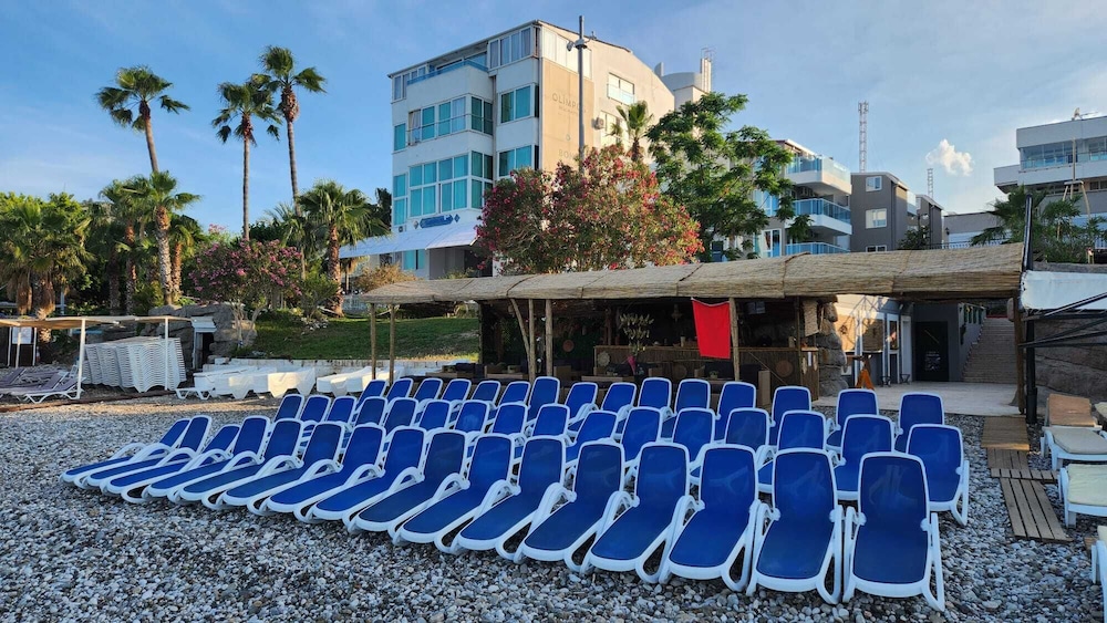 Romeo Beach Hotel 36/46