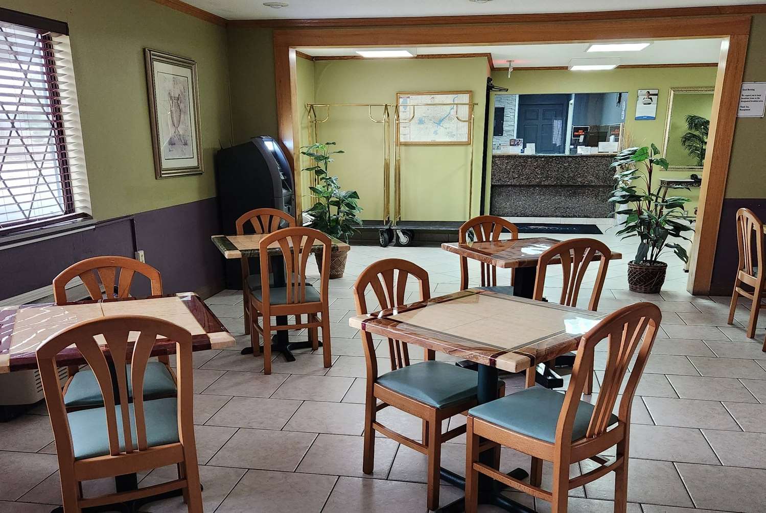 Fairbridge Inn Express Decatur IL 24/34
