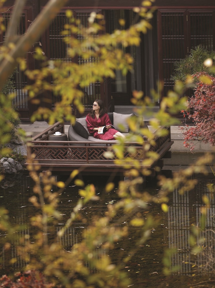 Four Seasons Hotel Hangzhou At West Lake 44/49