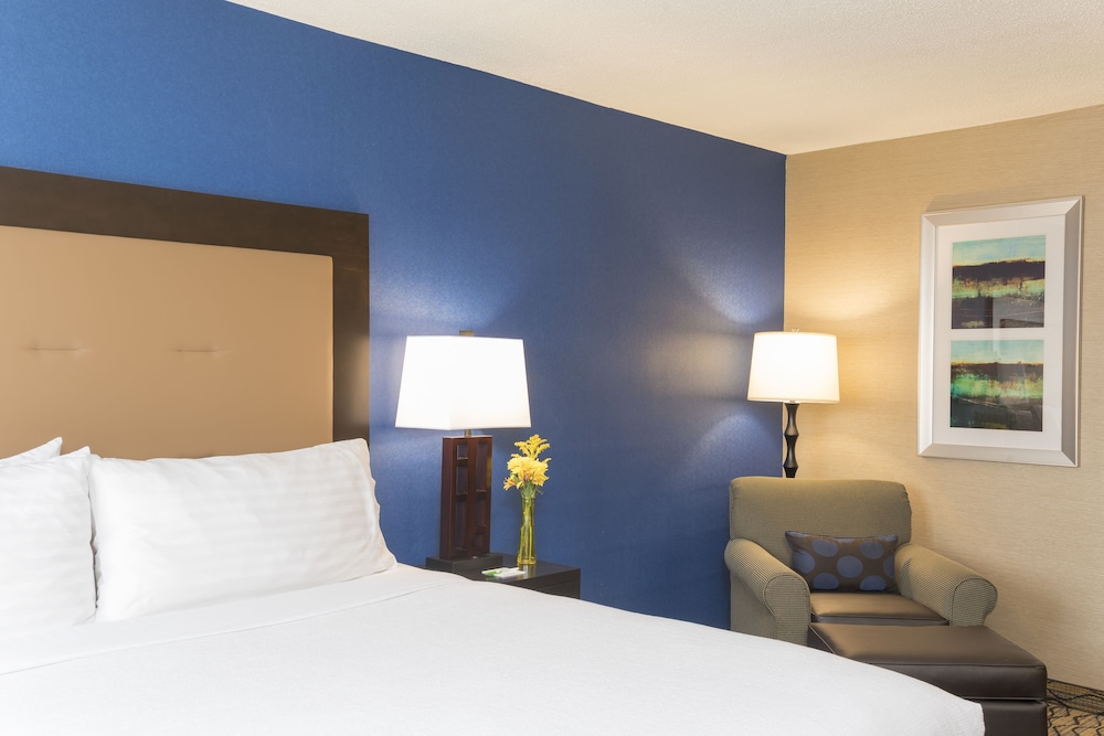 Grand Royal Hotel O Hare Chicago 5/27
