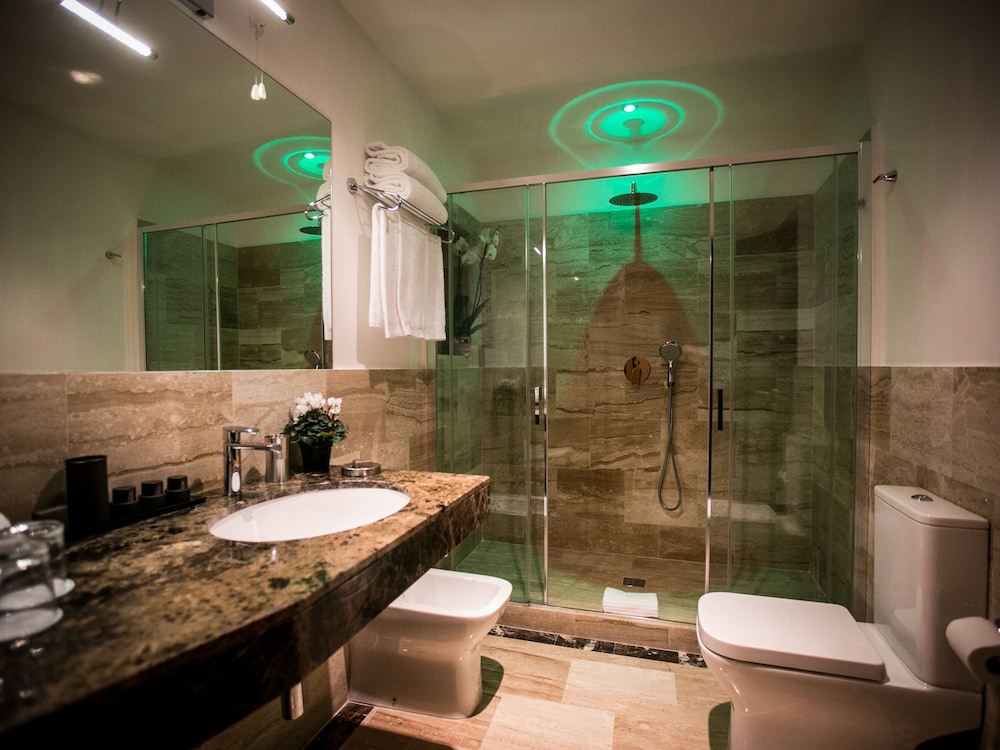 Minerva Relais 46/46