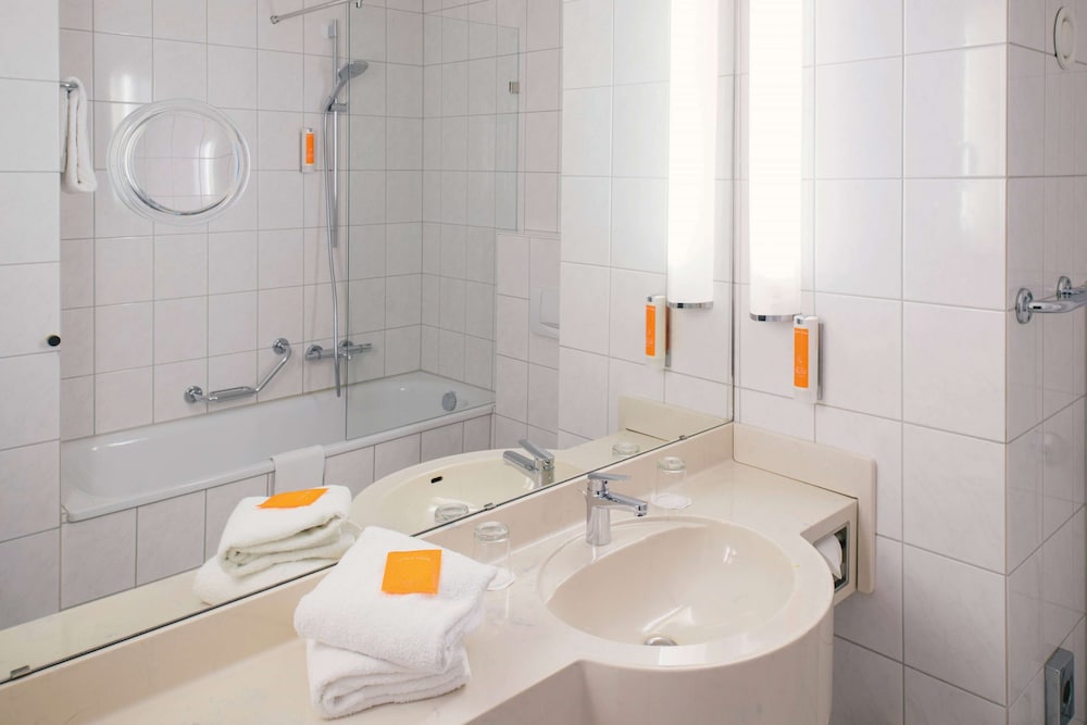 Vienna House Easy by Wyndham Castrop-Rauxel 48/50