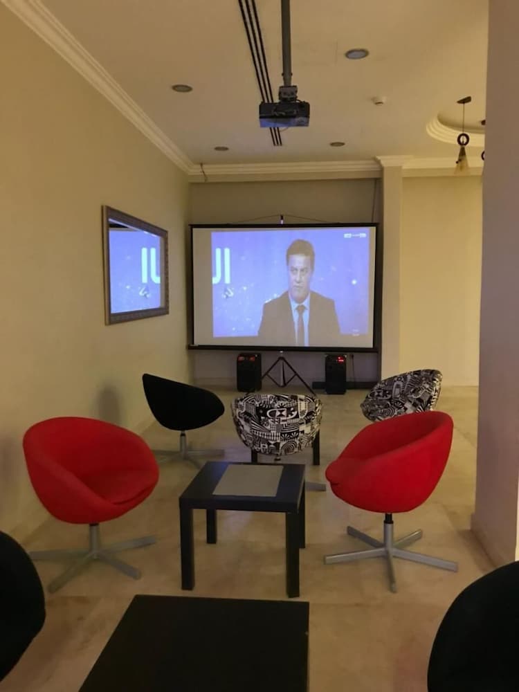 الاجنحه التنفيذيه(Executive Suites) 35/44