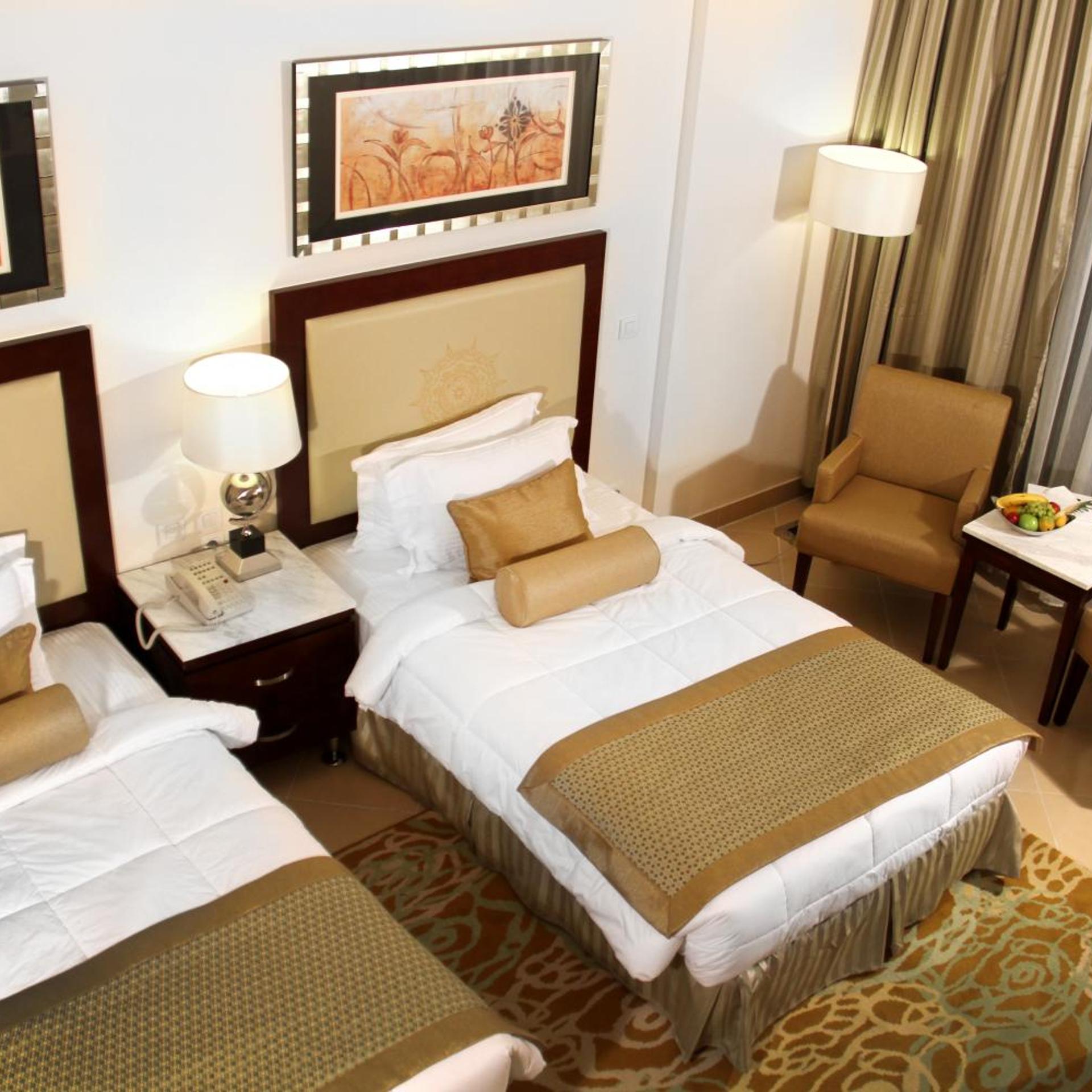 Room, Double or Twin Bed, Lateral Side Sea View