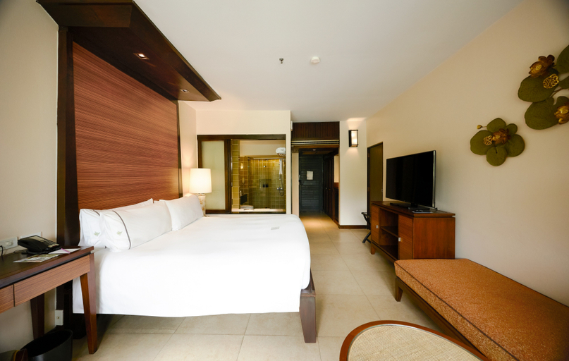 Tropical, Garden, Deluxe, King Bed, Smoking