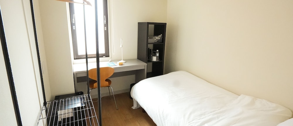 WPU Hotel Shinjuku 24/48