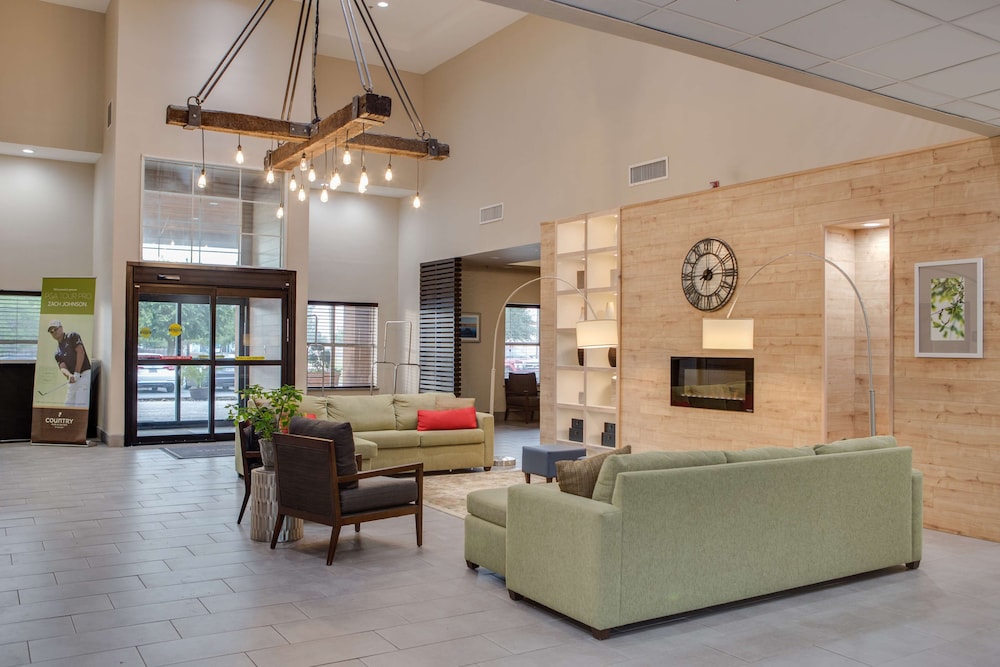 Country Inn & Suites by Radisson Harlingen, TX 44/67