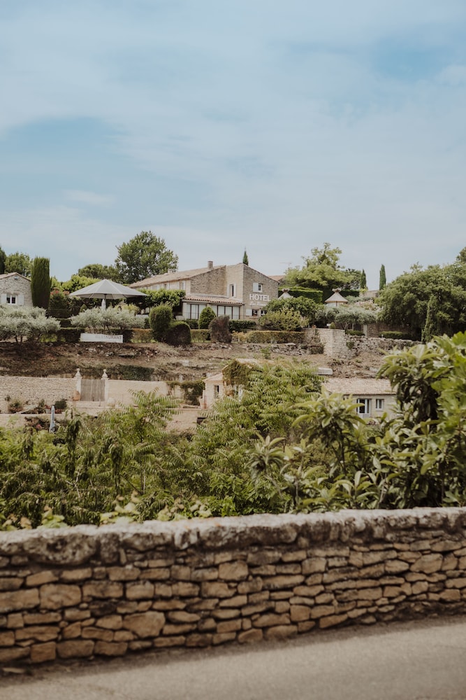 Mas des Romarins, The Originals Relais 30/41