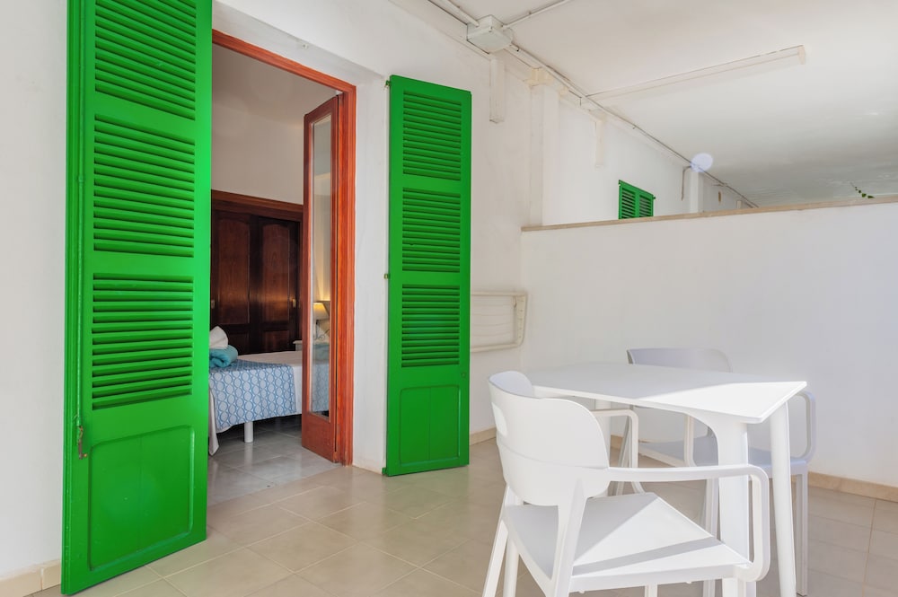 Room, Single, Single Bed, Street View, Terrace، Hotel Martorell 4/4