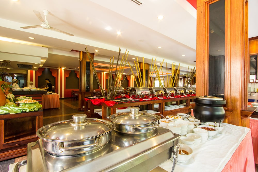 Royal Empire Hotel 26/50