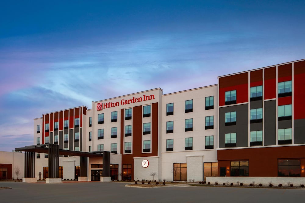 Hilton Garden Inn Hutchinson 2/47