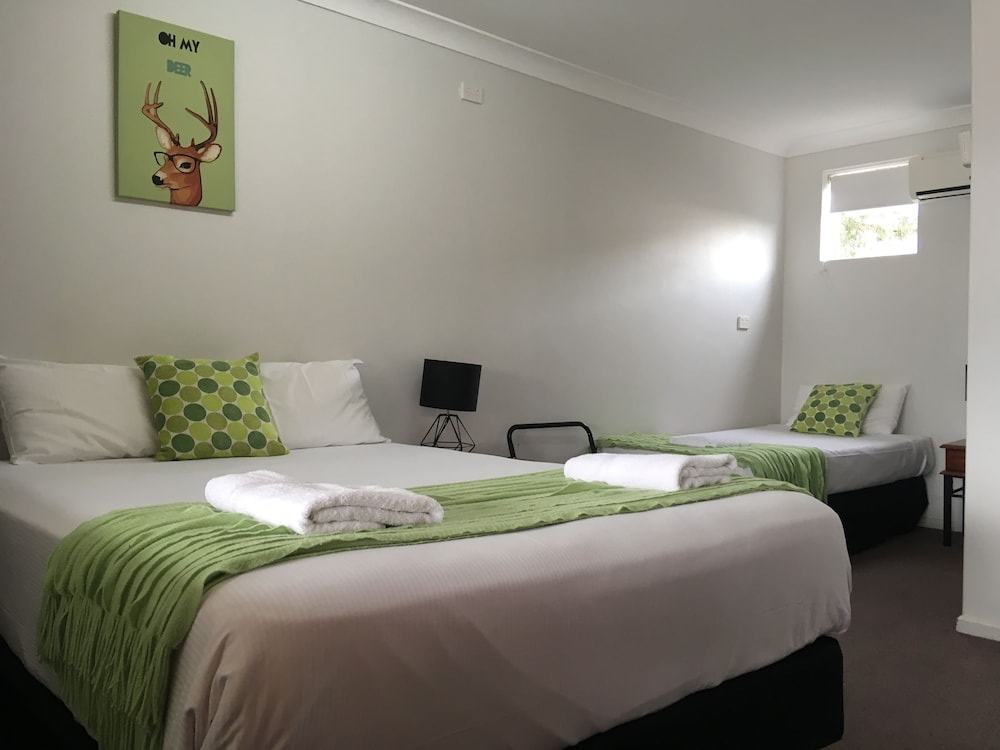 Econo Lodge Chaparral Motel Ballina 10/30