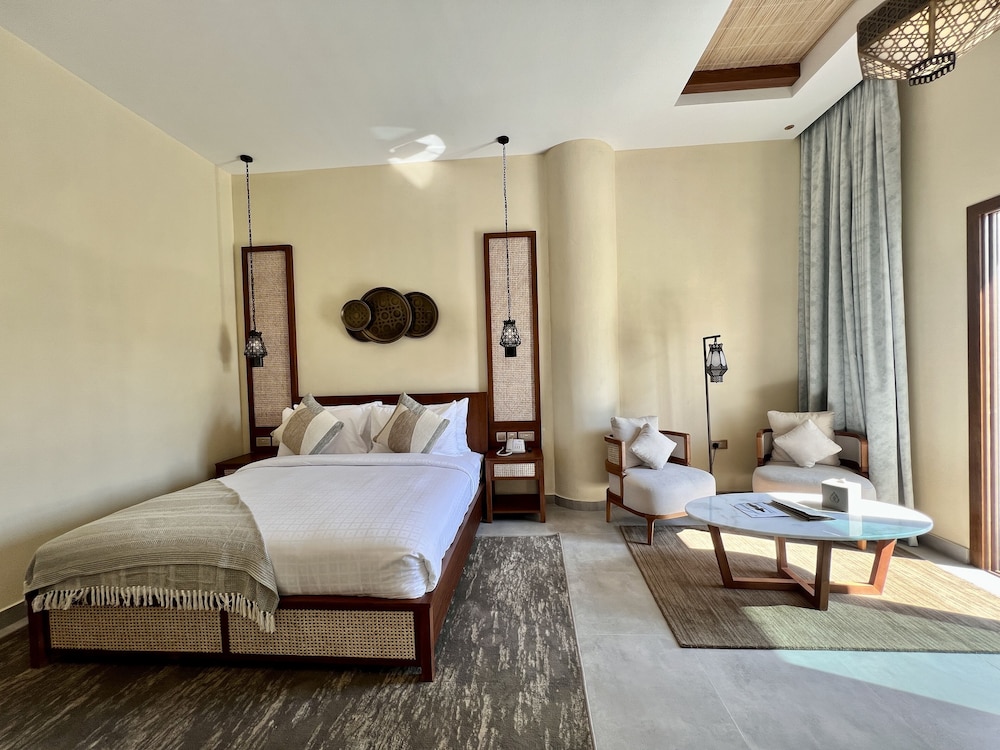 Western Hotel Liwa 13/50