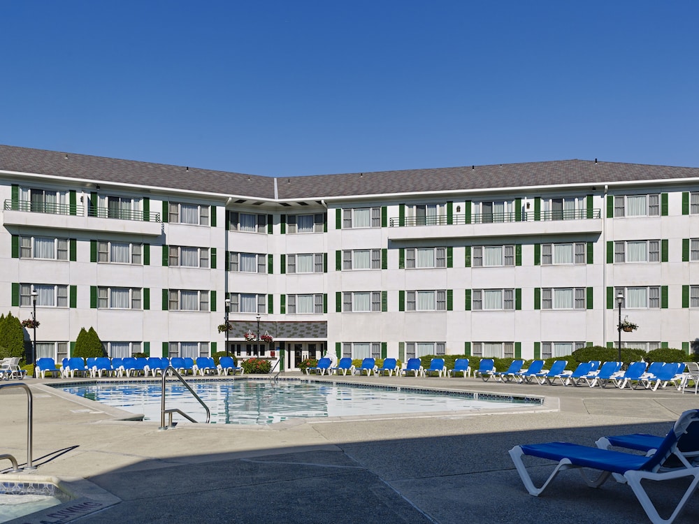 Seaview Hotel 1/68