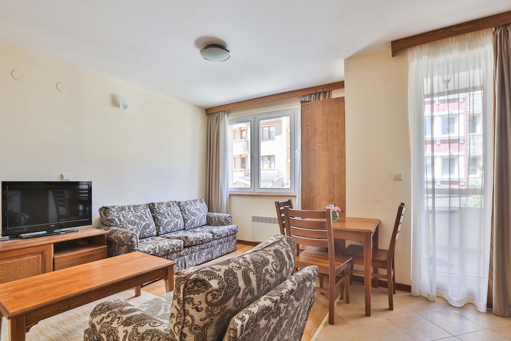 Pirin Golf Country Club Apartments 31/50