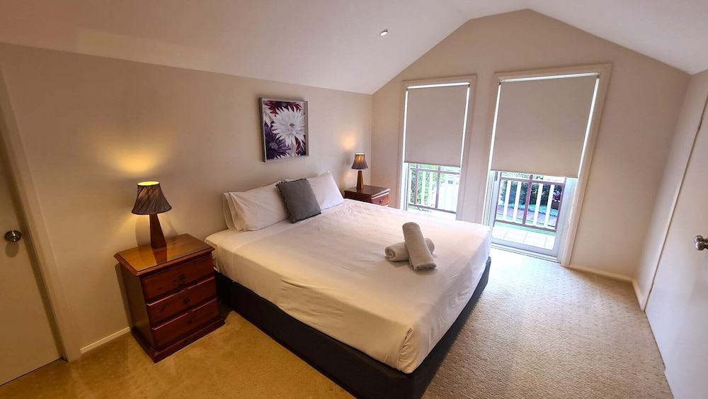 Mercure Lake Macquarie Raffertys Resort 19/74