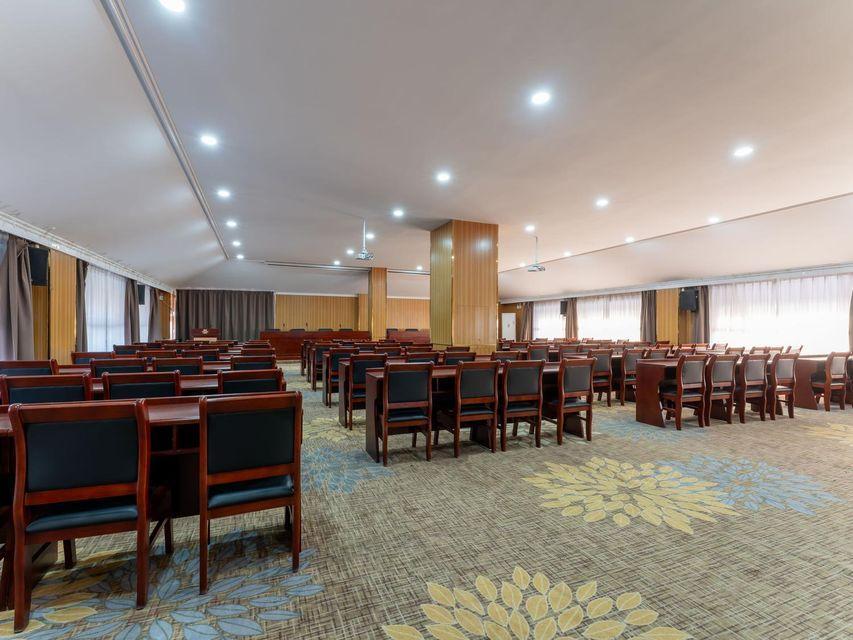 Magnolia Hotel (Wudi Ancient City Store) 41/43