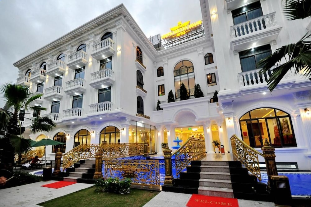 Crown Nguyen Hoang Hotel 2/58