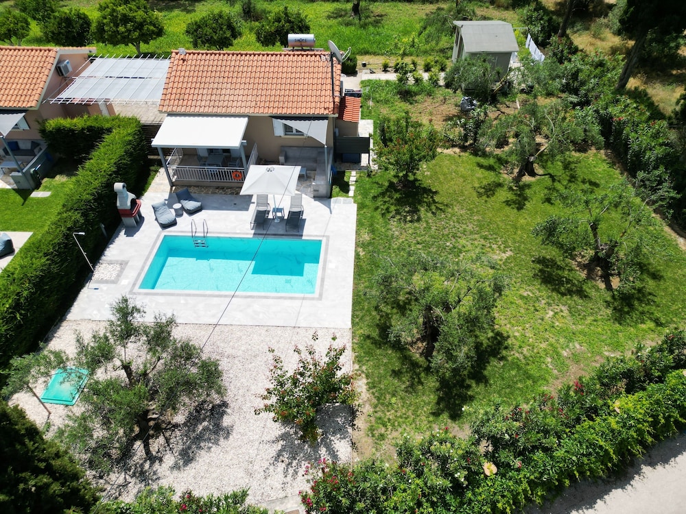 Cypress Garden Villas 39/50