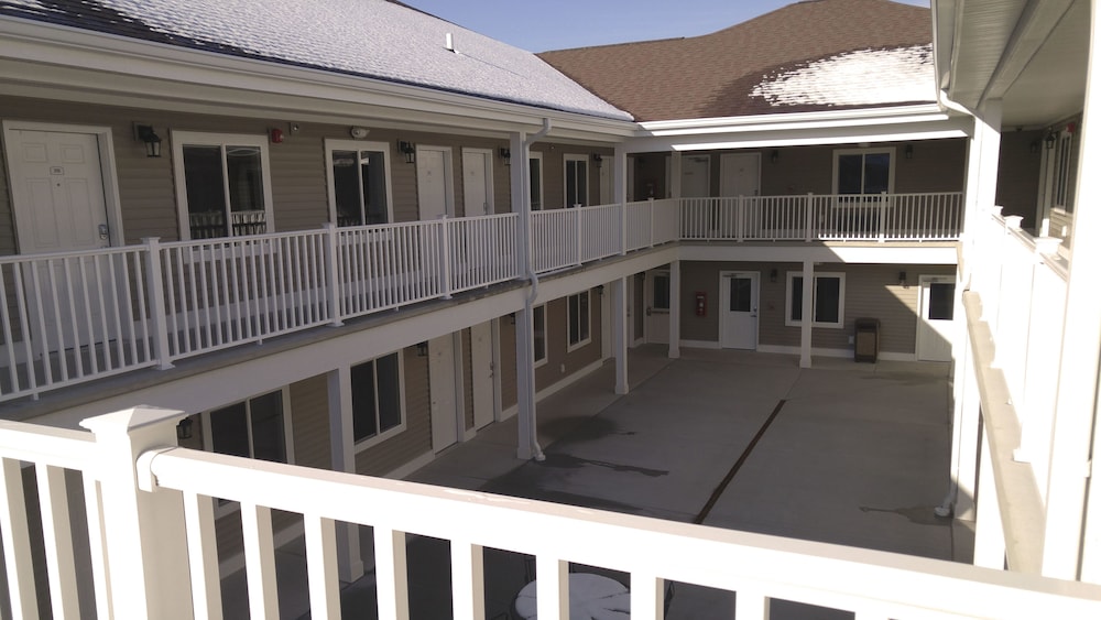 Affordable Suites of America Portage 4/45