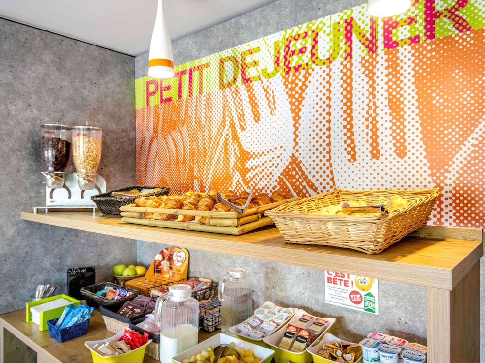 Ibis Budget Frejus Capitou A8 56/61