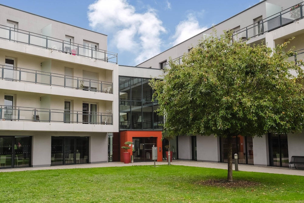 Quality Aparthotel St-Berthevin Laval 2/30