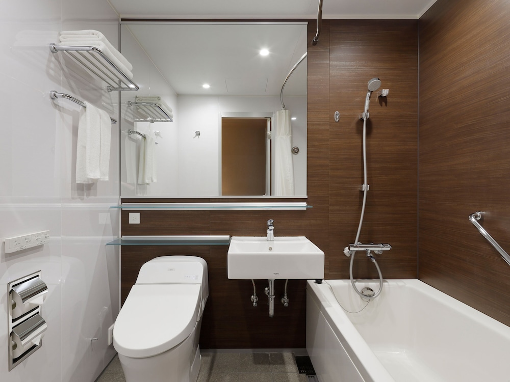 Mitsui Garden Hotel Ginza-Gochome 63/64