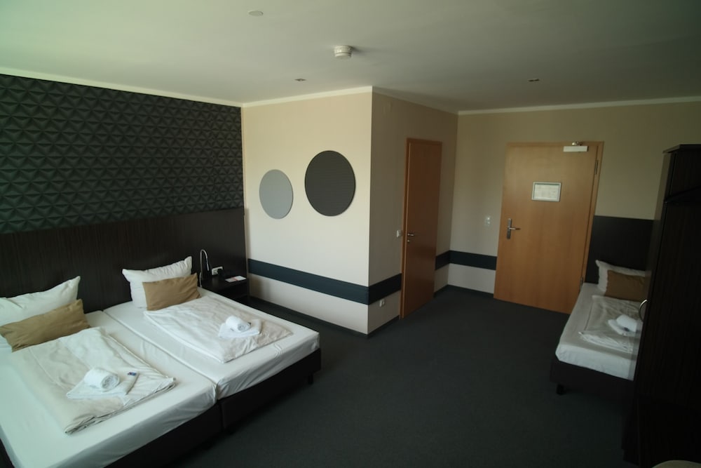 GS Hotel 18/60