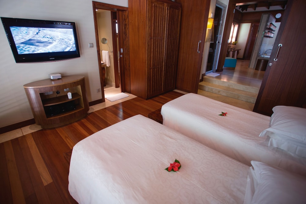 Constance Ephelia Seychelles 35/86