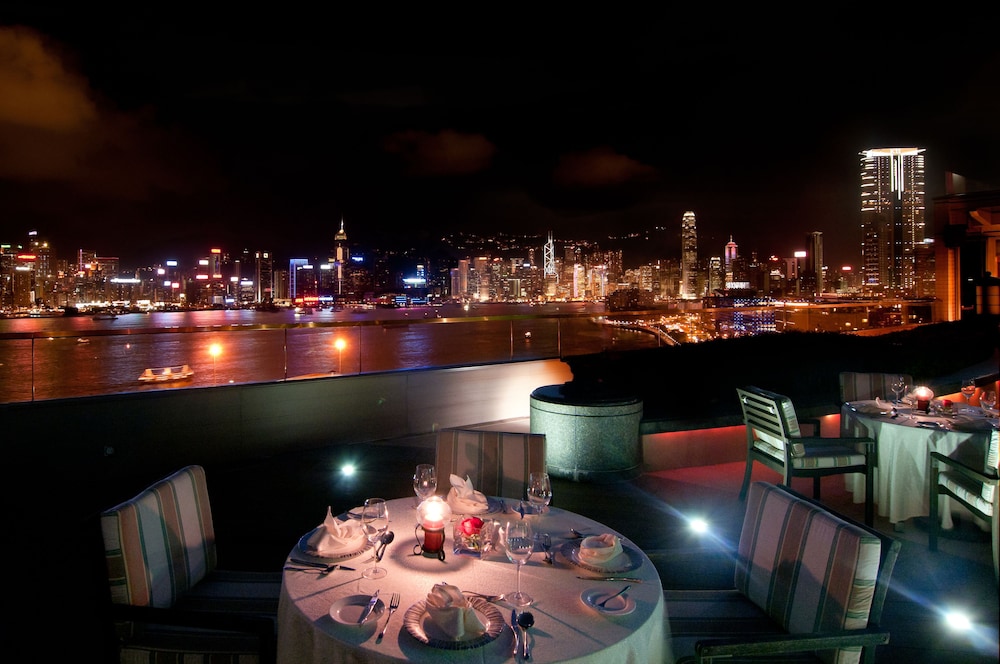 Harbour Plaza Metropolis 25/43