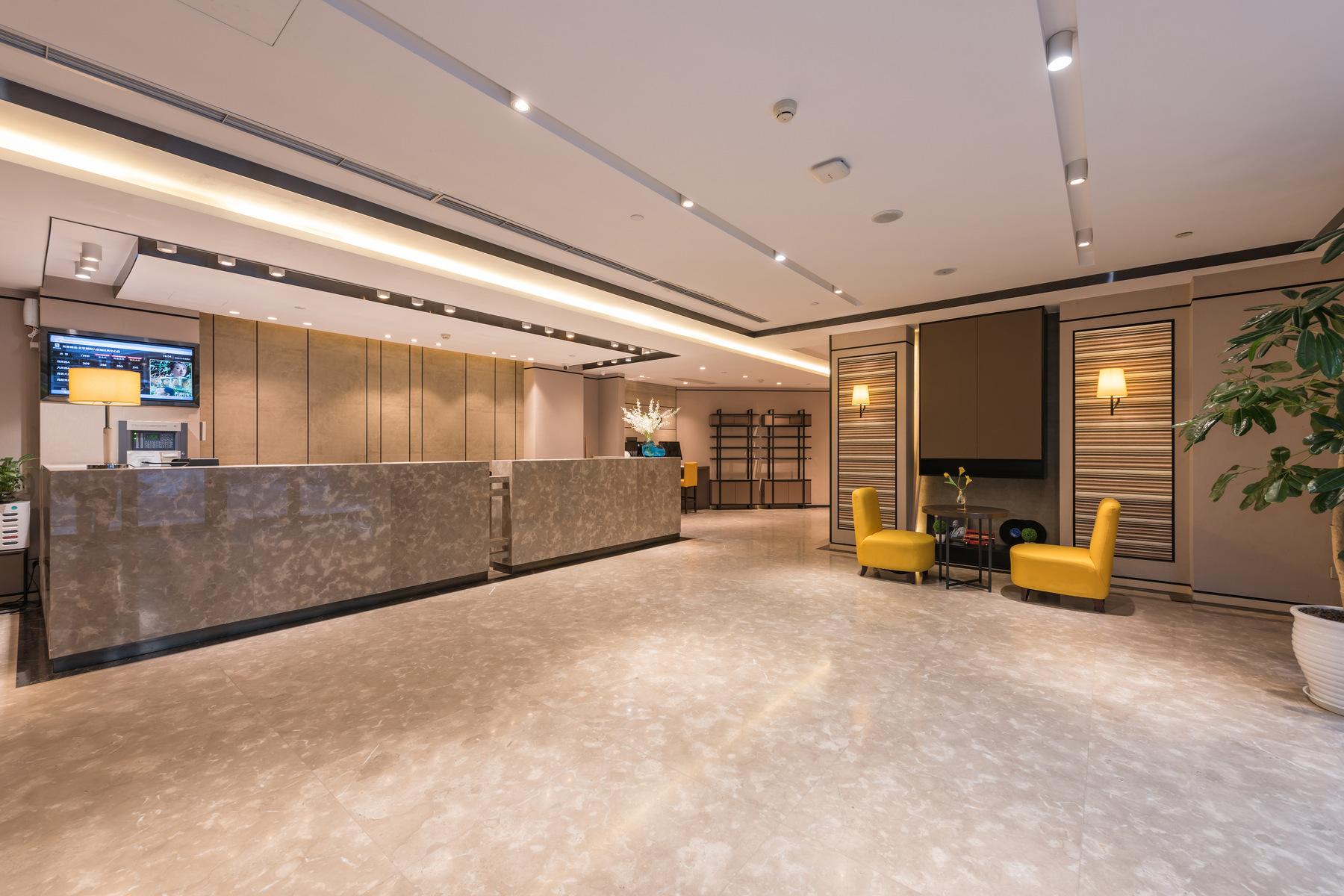 Homeinn Plus(Beijing Chaoyang High Speed Railway Station Joy City) 9/31