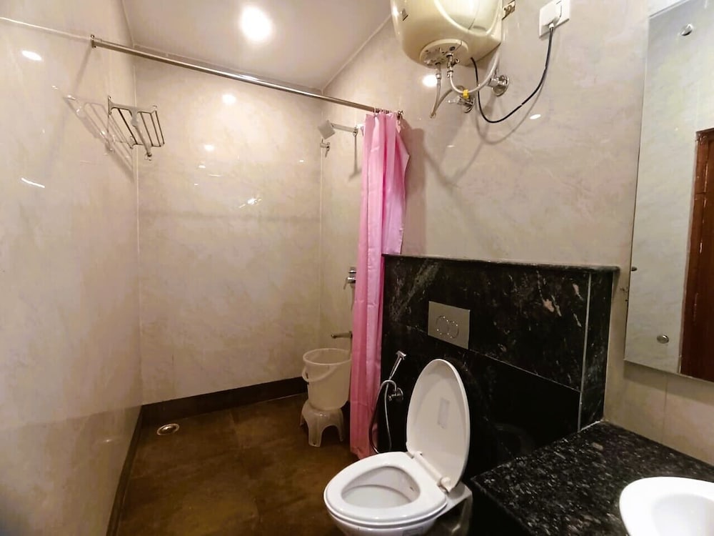HOTEL GANGA AZURE 29/31