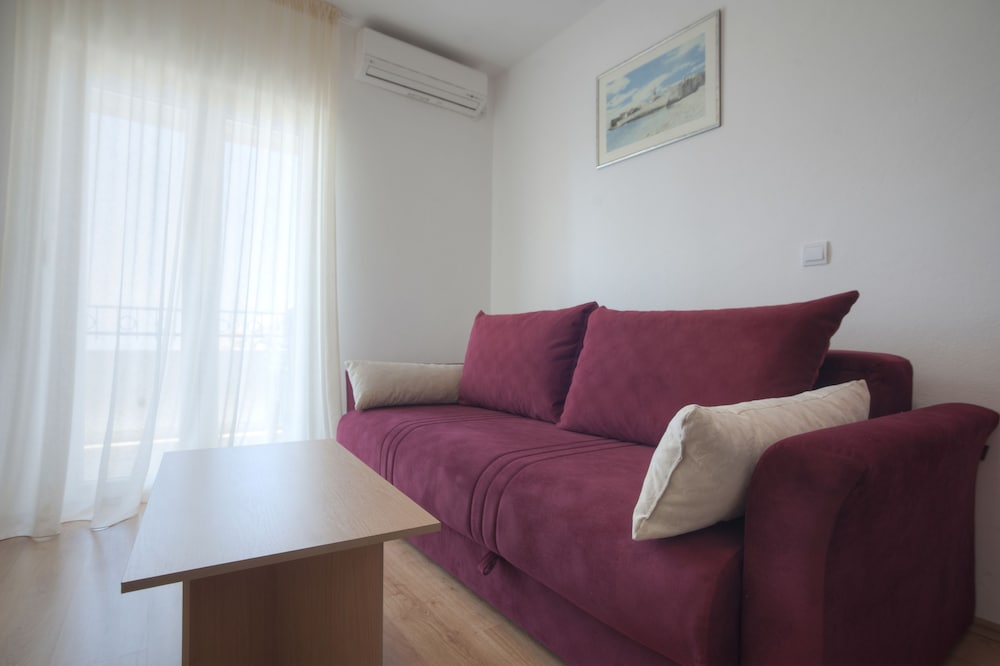 Apartments Djurasevic 25/50