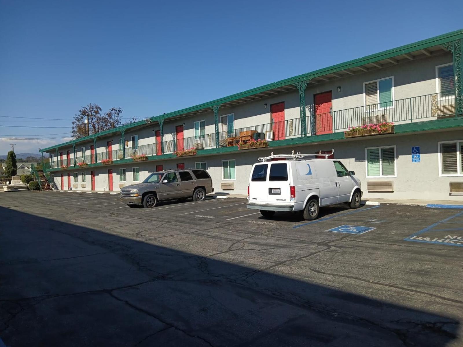 Pomona Inn Motel 11/18