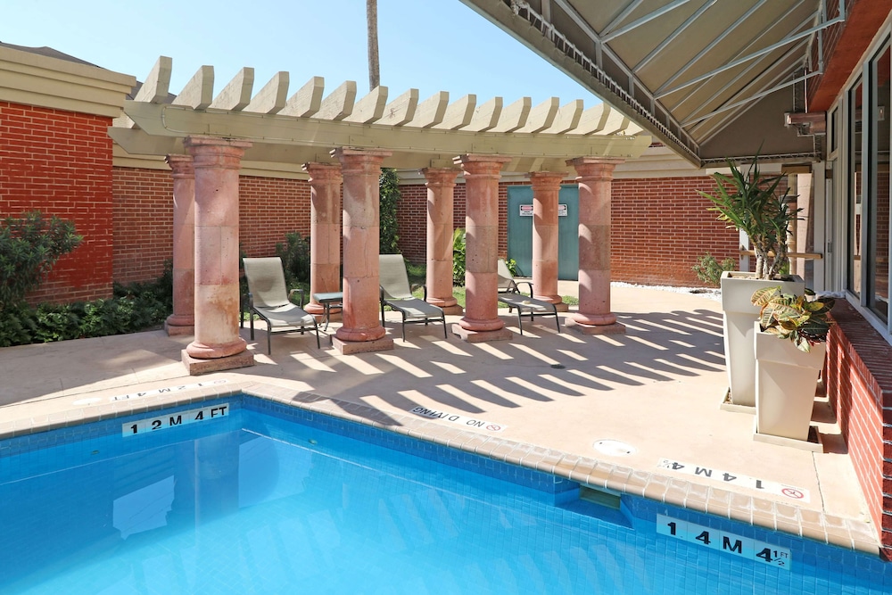 Wyndham Garden Mcallen At La Plaza Mall 6/61