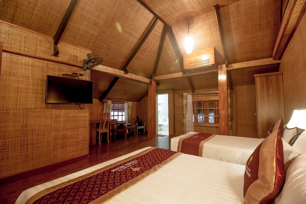 Thung Nham Hotel & Resort 11/50