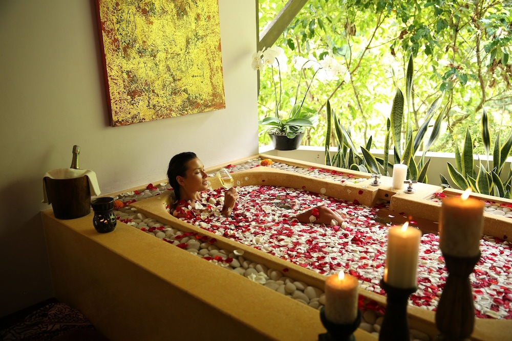 Hanging Gardens of Bali 35/47