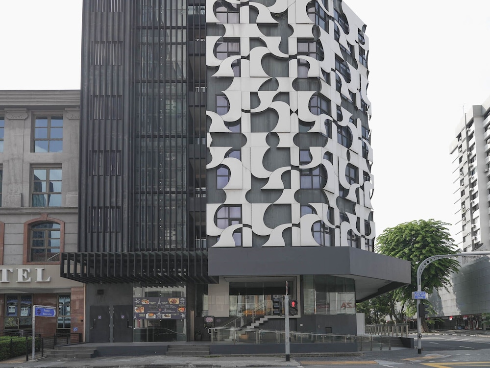 Amrise Hotel Kitchener 3/67