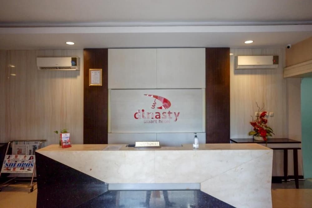 Dinasty Smart Hotel 8/66